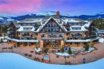 Crystal Peak Lodge
